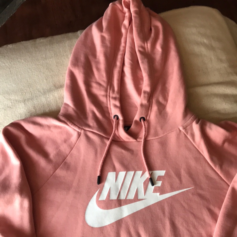 Nike hoodie salmon color